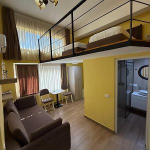 Auto Tana Guest House
